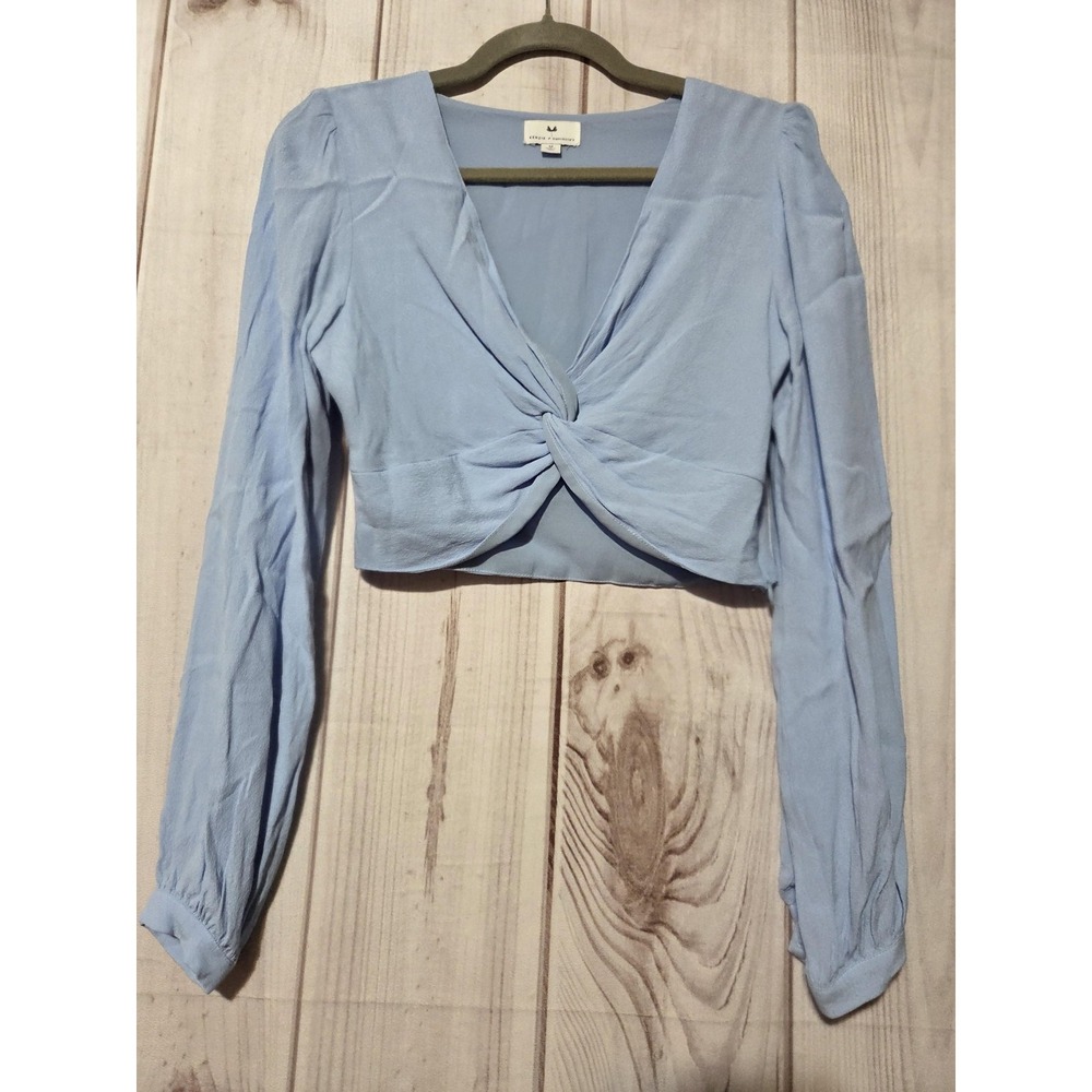 Kenzie + Francesca's Blouse Womens Medium Blue Twist Front Long Sleeve Crop Top